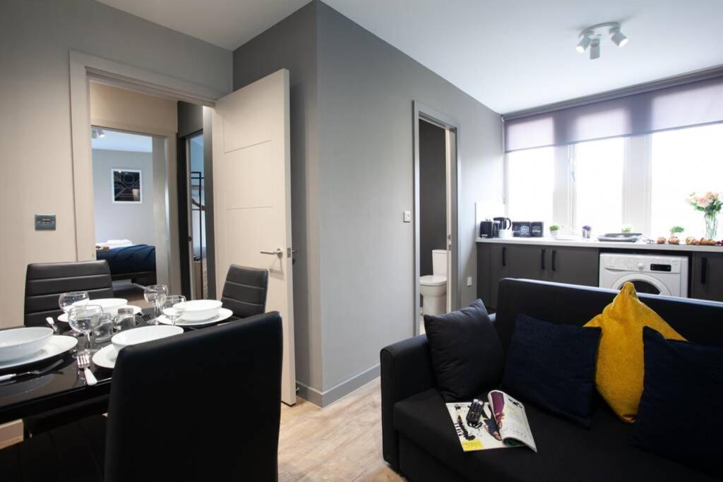 Stylish Central Location 2Bd Apartment 威根 外观 照片