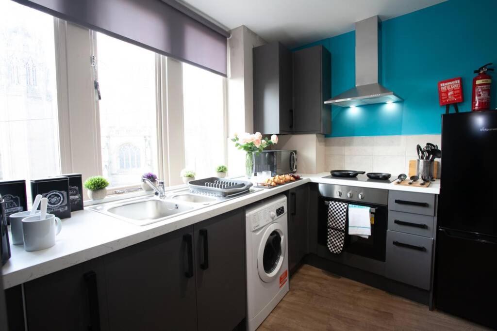 Stylish Central Location 2Bd Apartment 威根 外观 照片